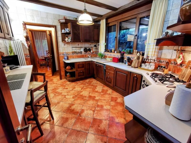 Damaroaia, Jiului, Izbiceni casa spatioasa si eleganta comision 0%